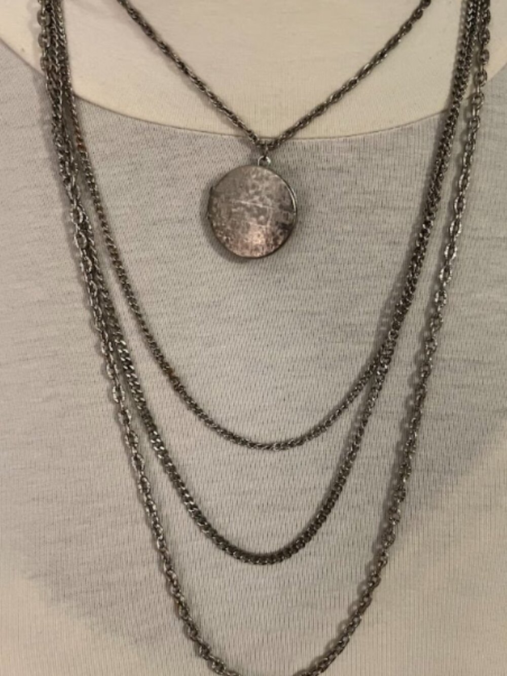 Vintage multi-tiered Silver tone Locket Necklace Box Clasp 1960's